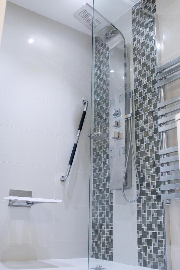 Lovely Studio Apartment With Access For Wheel-Chairs In Sydenham London Luaran gambar