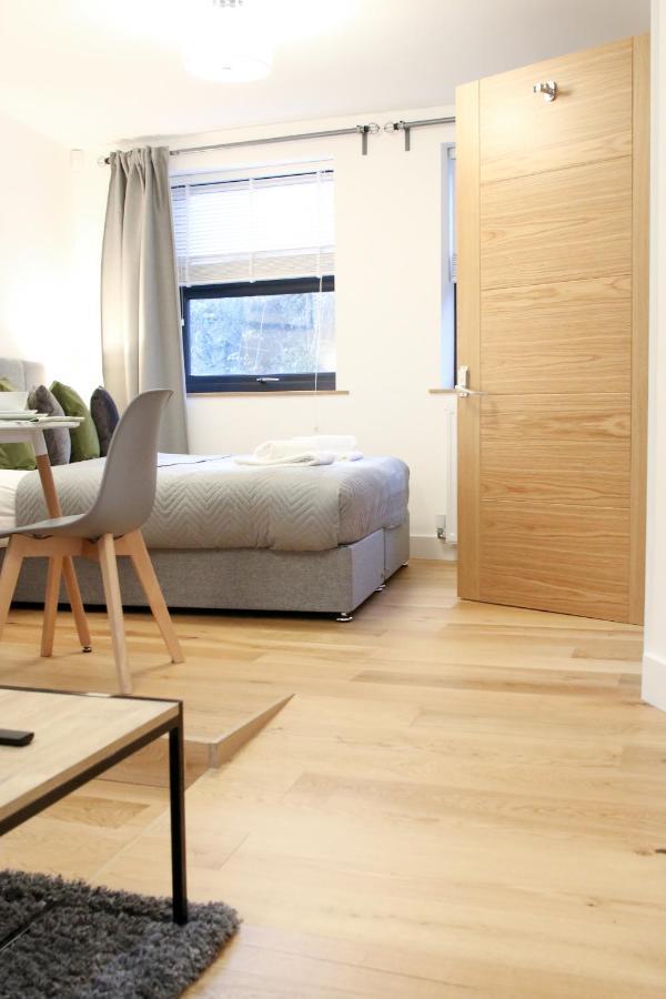 Lovely Studio Apartment With Access For Wheel-Chairs In Sydenham London Luaran gambar