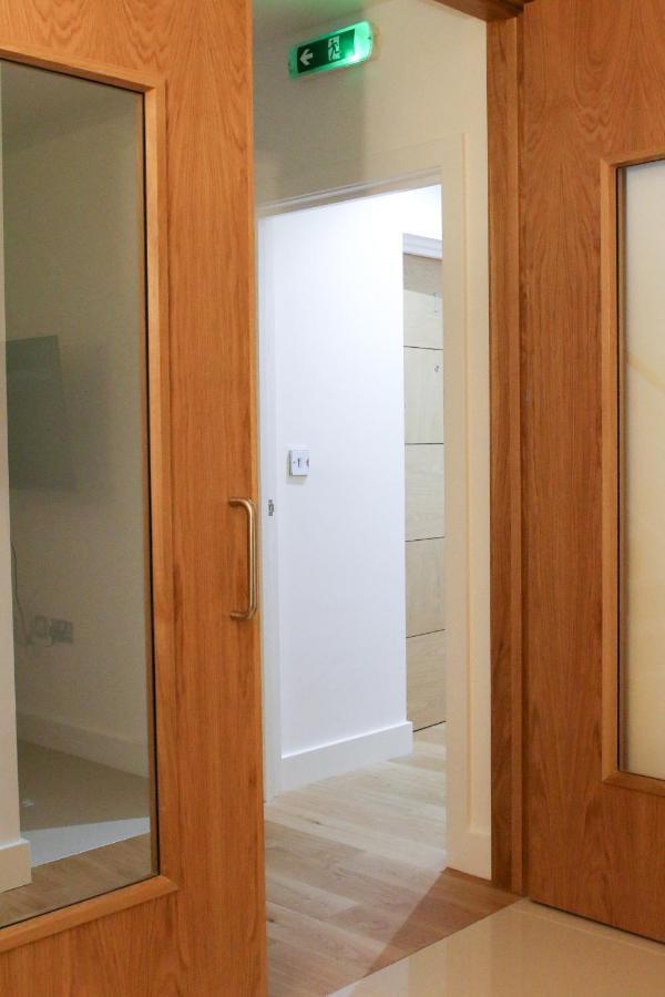 Lovely Studio Apartment With Access For Wheel-Chairs In Sydenham London Luaran gambar